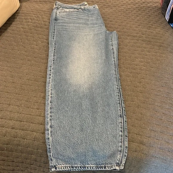 Levi’s Baggy Dad Jean - Picture 6 of 13